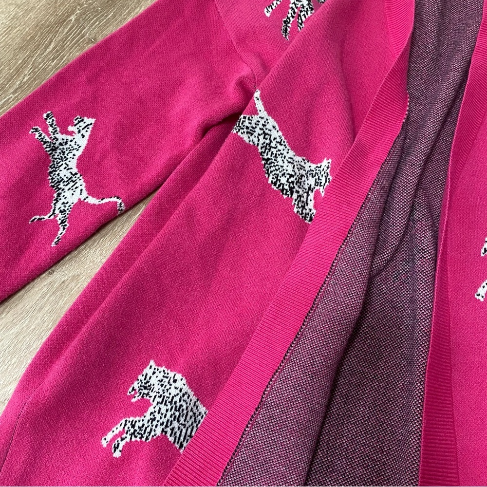 EMERY ROSE hot pink snow leopard animal print cardigan sweater size Medium NWOT - Picture 3 of 6